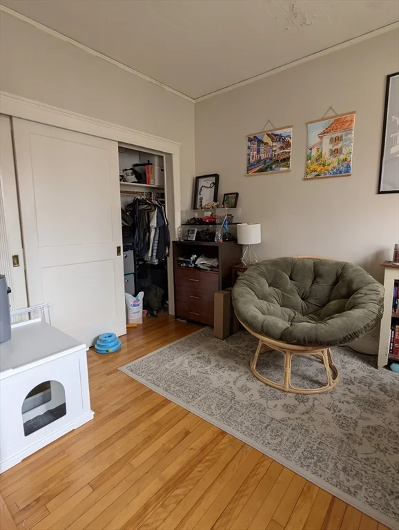 2 bed, 1 bath apartment for rent at 176 Winthrop Rd Unit 8, Washington Square — photo 4 of 9