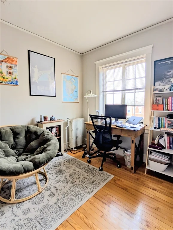 2 bed, 1 bath apartment for rent at 176 Winthrop Rd Unit 8, Washington Square — photo 3 of 9