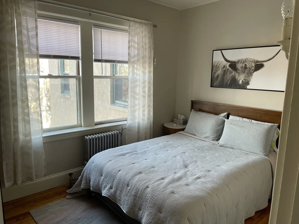 2 bed, 1 bath apartment for rent at 176 Winthrop Rd Unit 8, Washington Square — photo 7 of 9