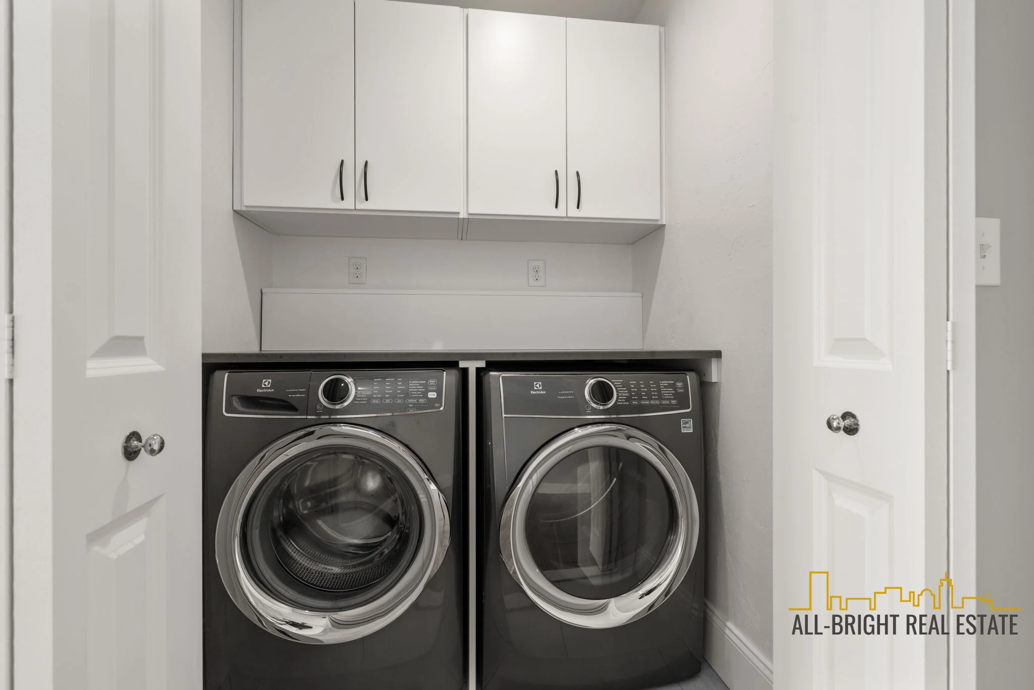 3 bed, 3 bath apartment for rent at 176 Winthrop Shore Dr Unit 1, Winthrop — photo 8 of 26