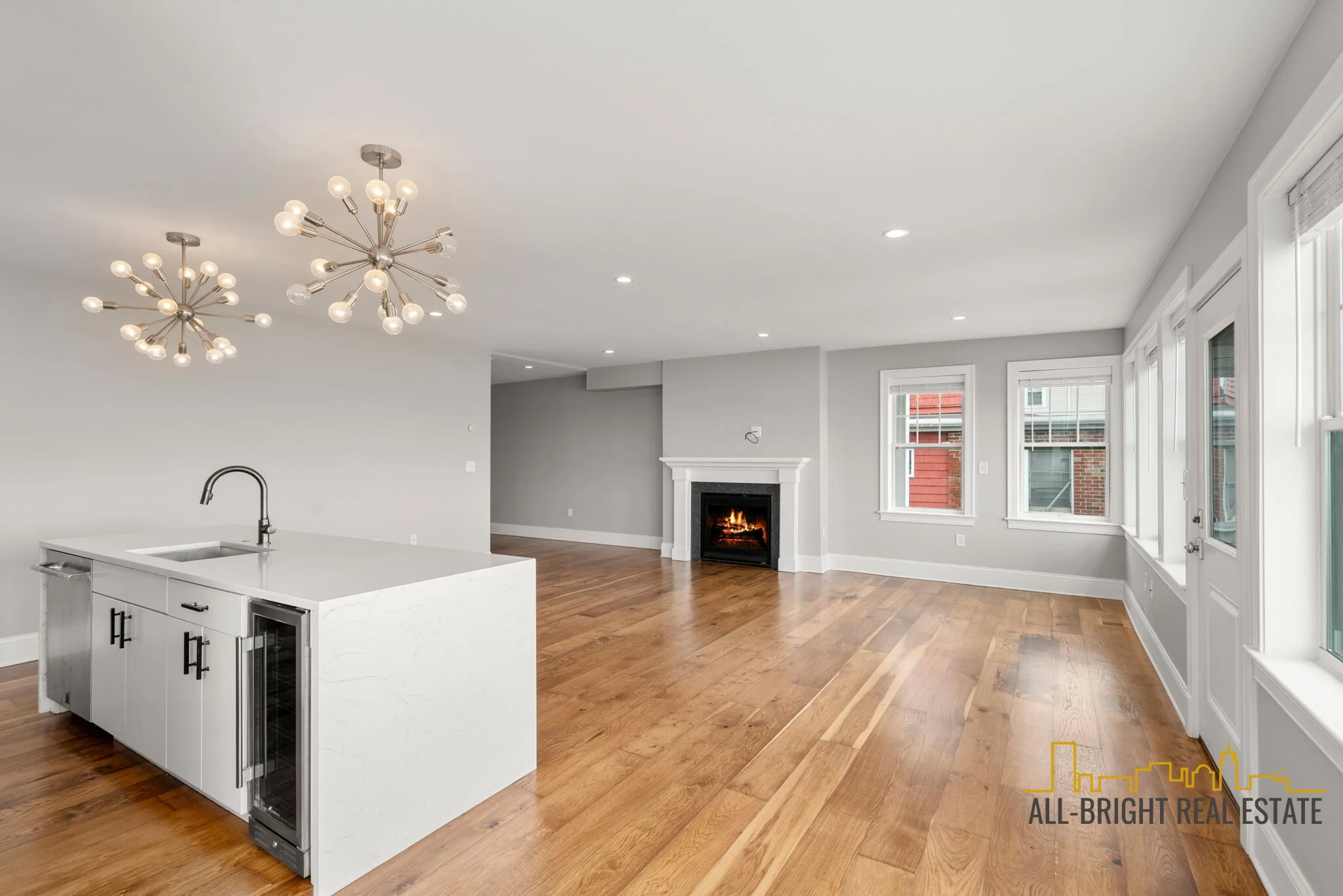 3 bed, 3 bath apartment for rent at 176 Winthrop Shore Dr Unit 1, Winthrop — photo 4 of 26