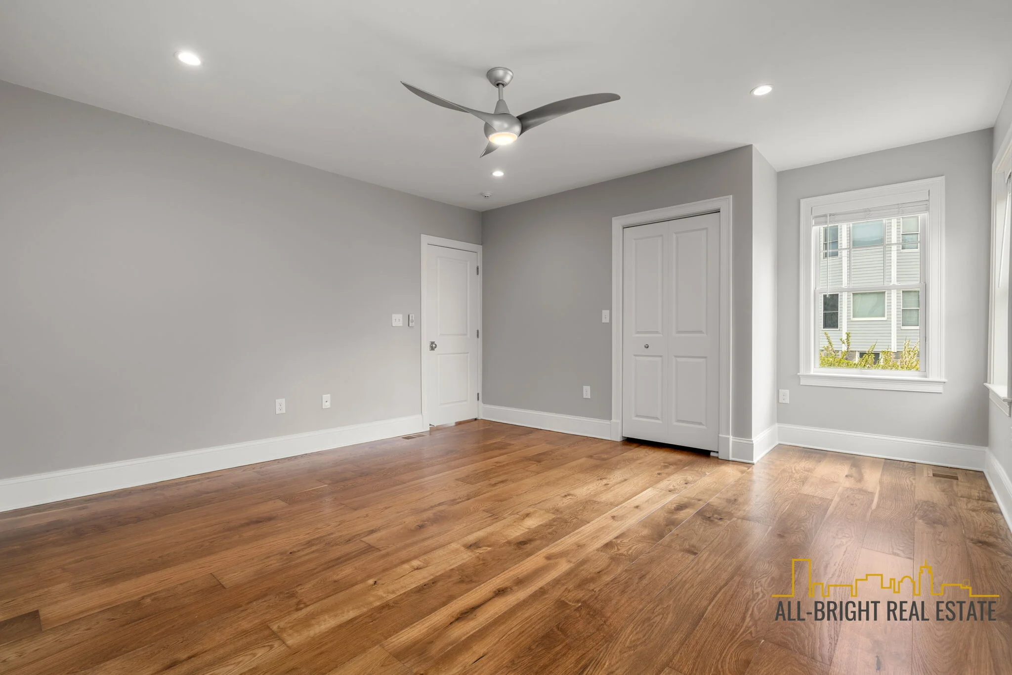 3 bed, 3 bath apartment for rent at 176 Winthrop Shore Dr Unit 1, Winthrop — photo 12 of 26