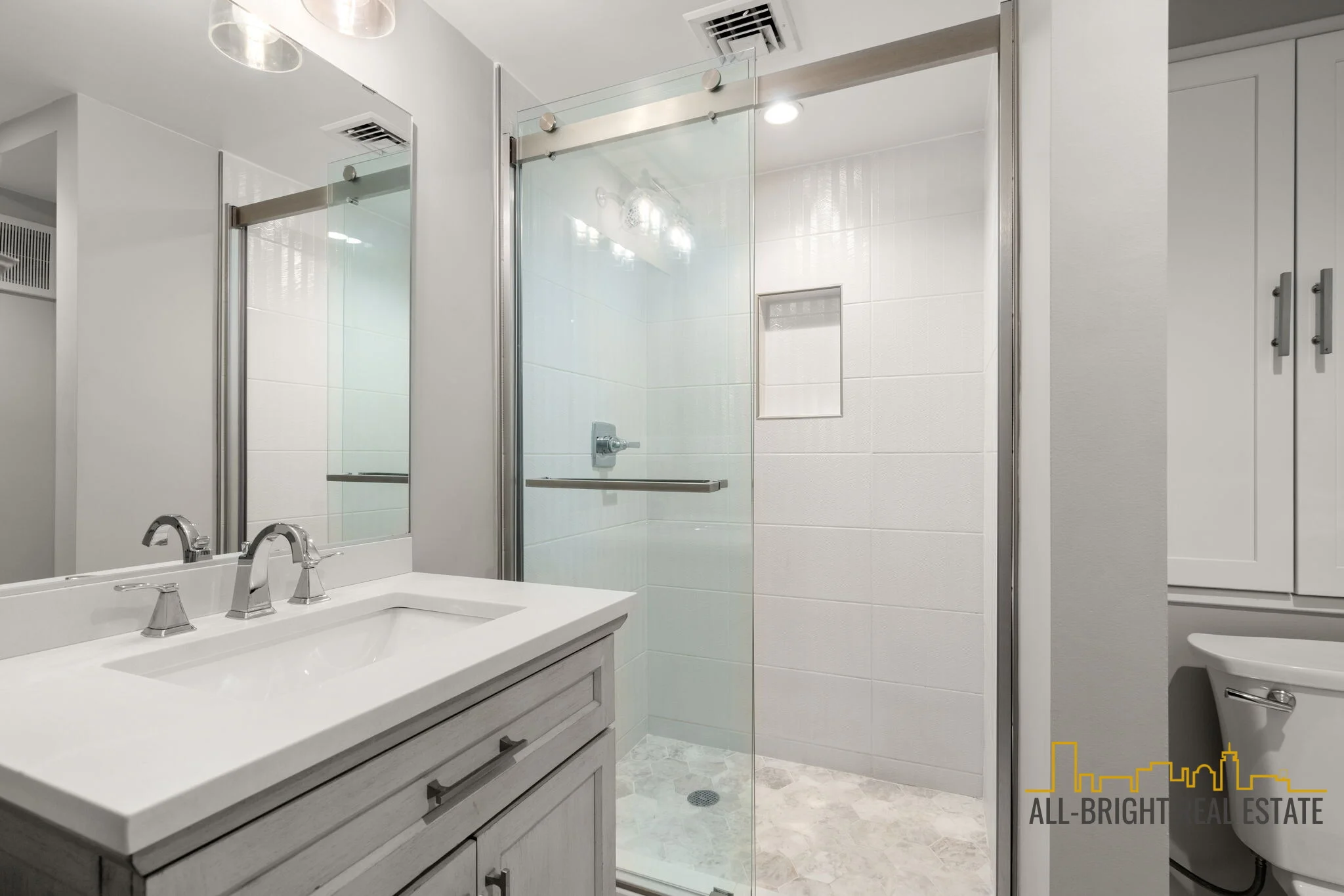 3 bed, 3 bath apartment for rent at 176 Winthrop Shore Dr Unit 1, Winthrop — photo 17 of 26