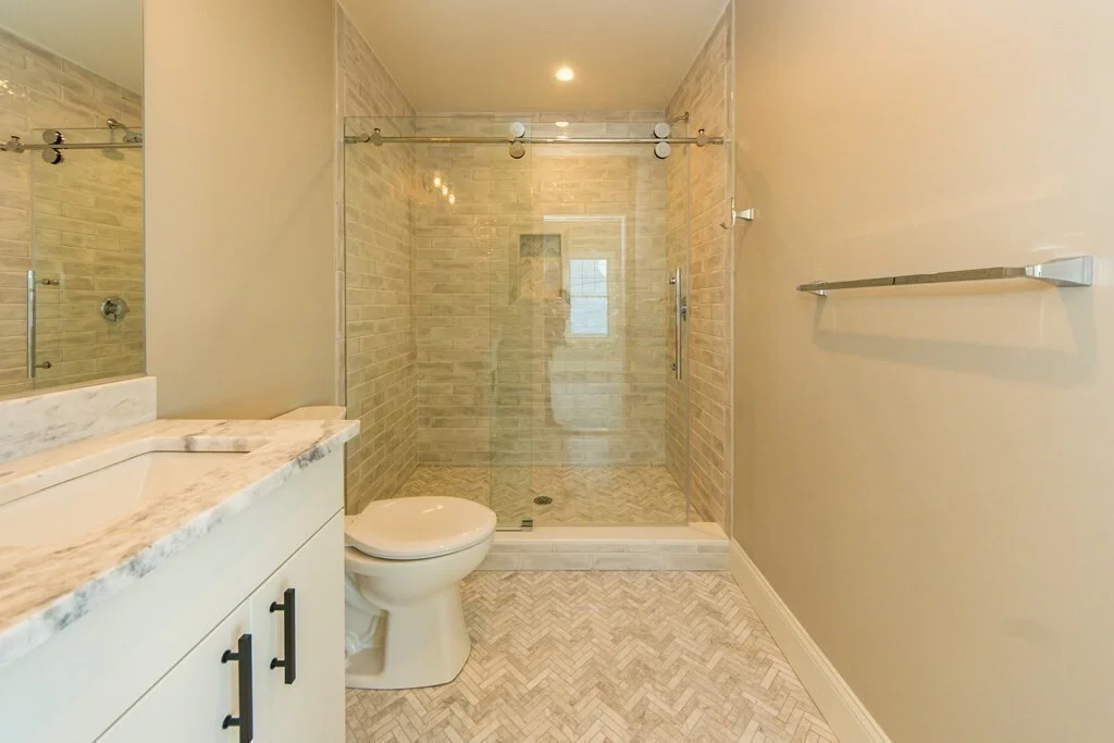 2 bed, 2 bath apartment for rent at 176 Winthrop Shore Dr Unit 2, Winthrop — photo 4 of 22