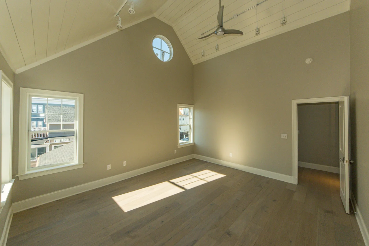 2 bed, 2 bath apartment for rent at 176 Winthrop Shore Dr Unit 2, Winthrop — photo 18 of 22