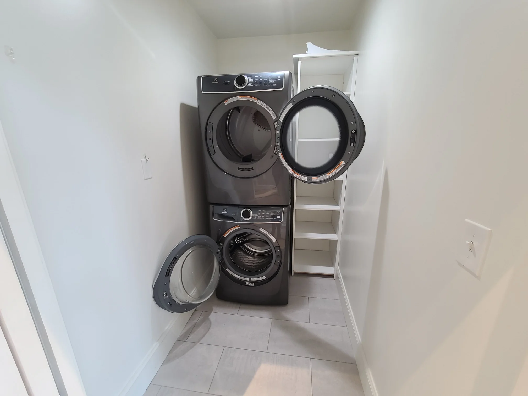 2 bed, 2 bath apartment for rent at 176 Winthrop Shore Dr Unit 2, Winthrop — photo 17 of 22