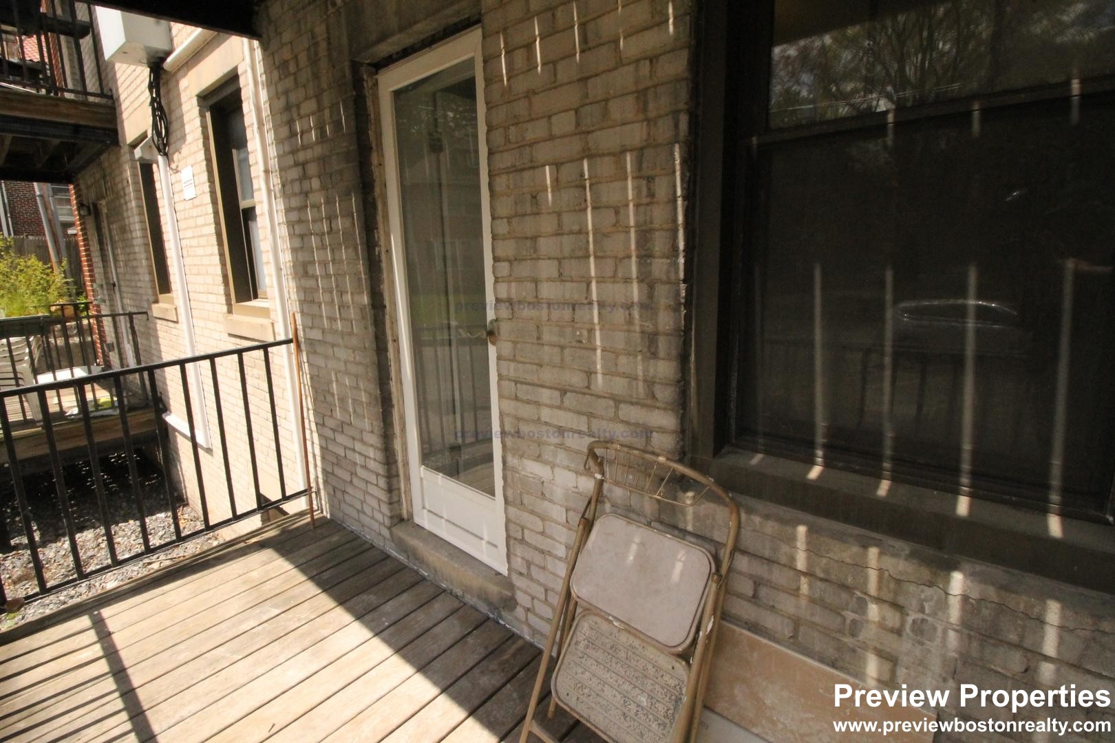 1 bed, 1 bath apartment for rent at 1762 Commonwealth Ave Unit 4, Brighton — photo 9 of 12
