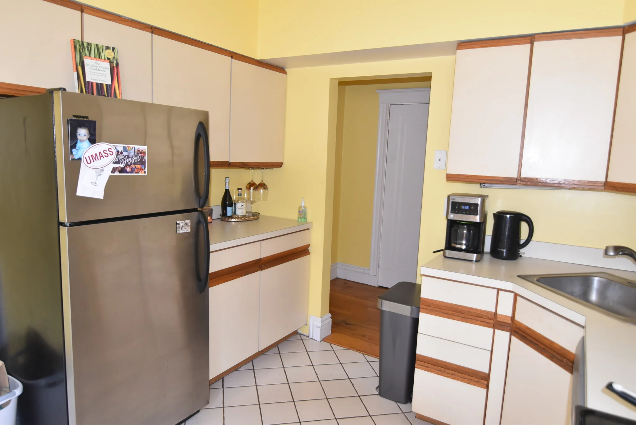 1 bed, 1 bath apartment for rent at 1762 Commonwealth Ave Unit 6, Brighton — photo 3 of 10