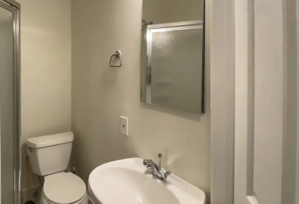 3 bed, 2 bath apartment for rent at 1767 Commonwealth Ave Unit 1, Brighton — photo 21 of 28