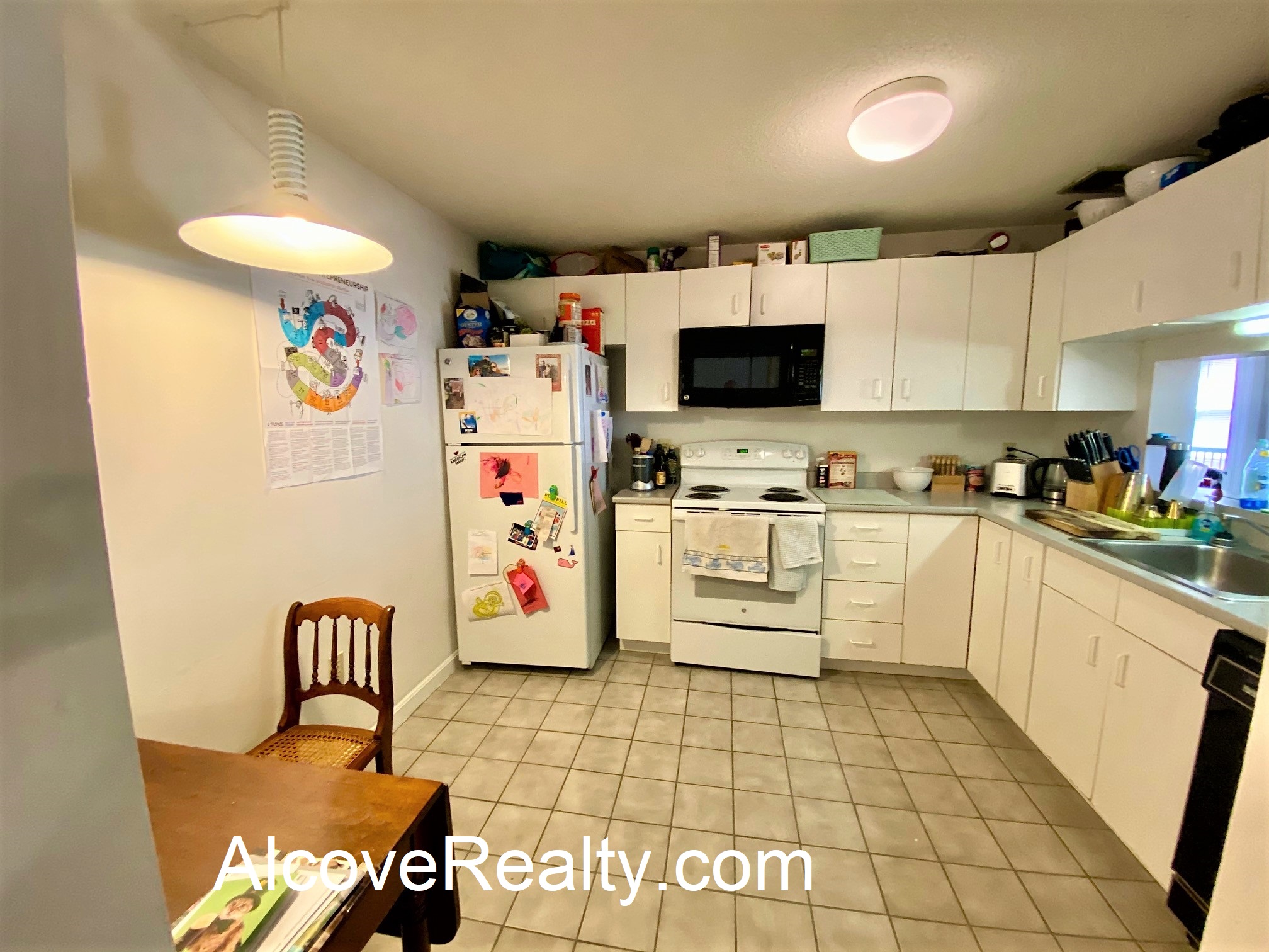 2 bed, 2 bath apartment for rent at 177 Beacon St Unit 4, Baldwin — photo 9 of 13