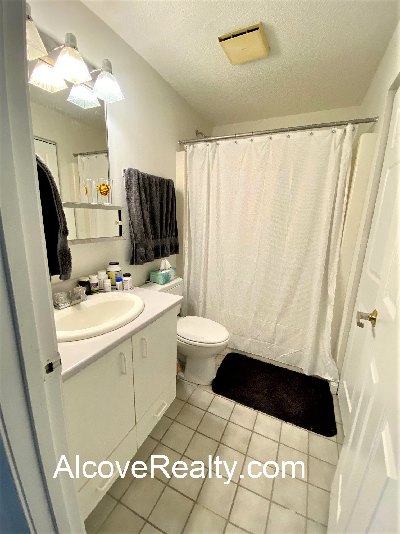 2 bed, 2 bath apartment for rent at 177 Beacon St Unit 4, Baldwin — photo 12 of 13