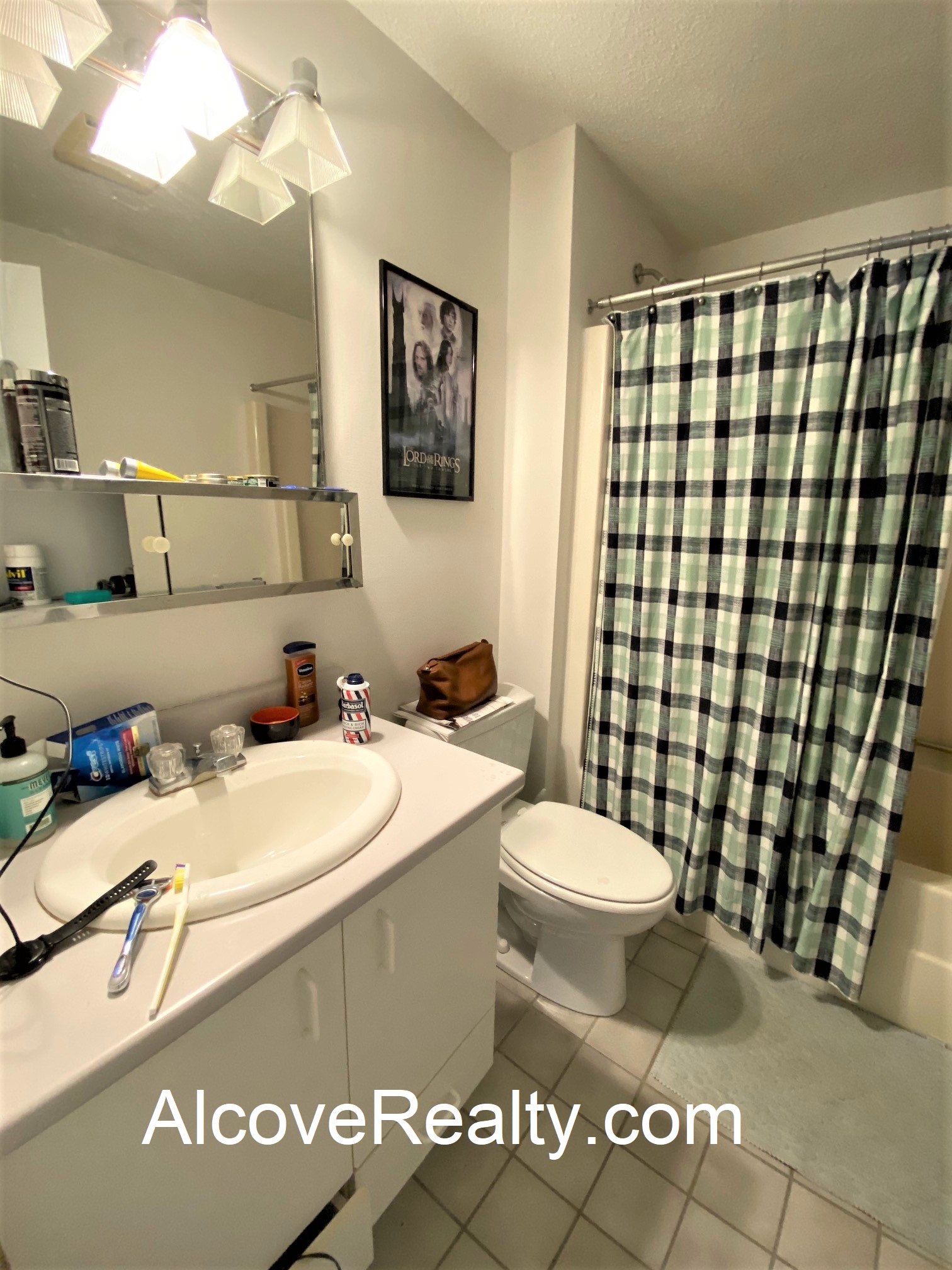2 bed, 2 bath apartment for rent at 177 Beacon St Unit 4, Baldwin — photo 8 of 13
