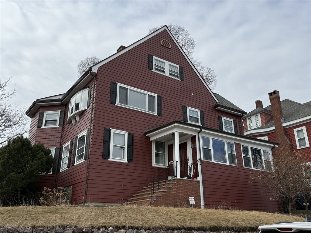 2 bed, 1 bath apartment for rent at 177 Bellingham Ave Unit 1, Revere — photo 2 of 10