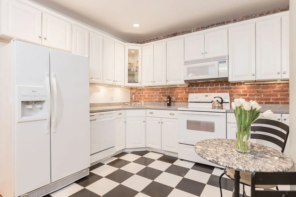 2 bed, 2 bath apartment for rent at 177 Commonwealth Ave Unit 11, Back Bay — photo 7 of 20
