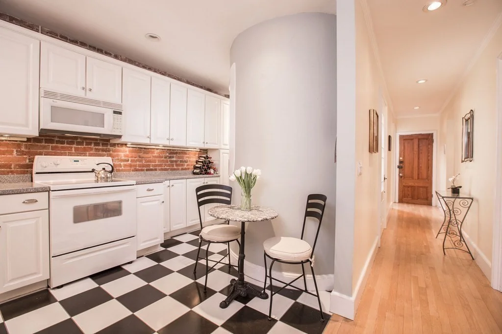 2 bed, 2 bath apartment for rent at 177 Commonwealth Ave Unit 11, Back Bay — photo 8 of 20