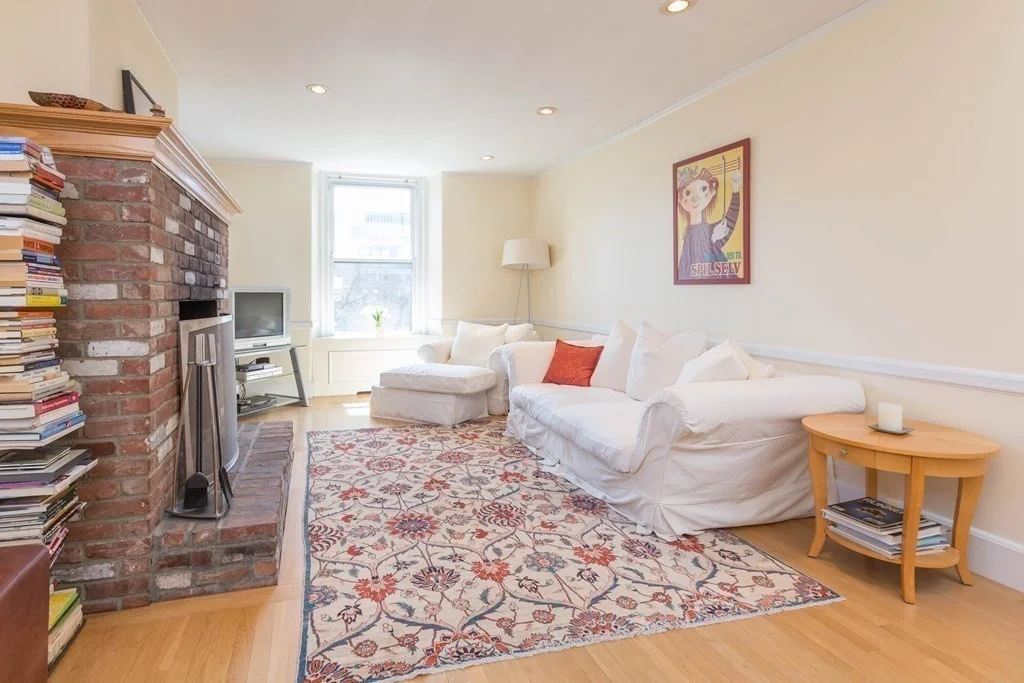2 bed, 2 bath apartment for rent at 177 Commonwealth Ave Unit 11, Back Bay
