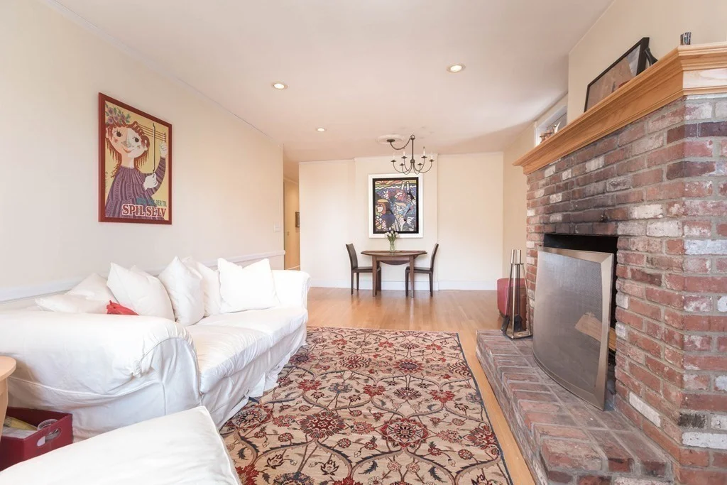 2 bed, 2 bath apartment for rent at 177 Commonwealth Ave Unit 11, Back Bay — photo 3 of 20