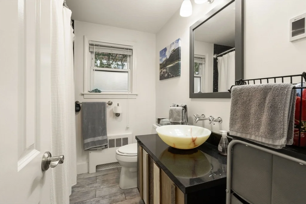 3 bed, 1 bath apartment for rent at 177 Faneuil St Unit 1, Brighton — photo 15 of 18
