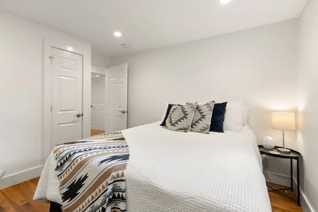 3 bed, 1 bath apartment for rent at 177 Faneuil St Unit 1, Brighton — photo 13 of 18