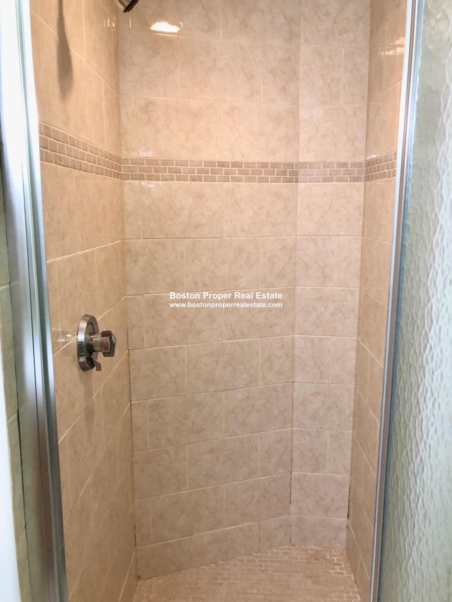 Studio bed, 1 bath apartment for rent at 177 Marlborough St Unit BF, Back Bay — photo 9 of 11