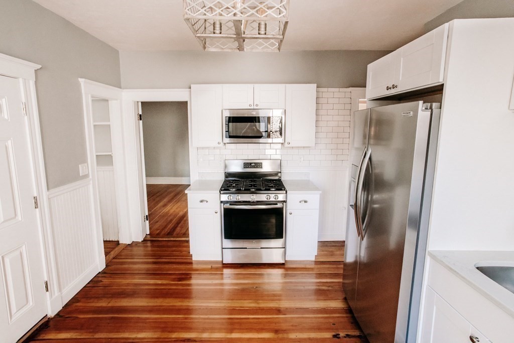 3 bed, 1 bath apartment for rent at 177 Minot Unit 1, Dorchester — photo 16 of 18