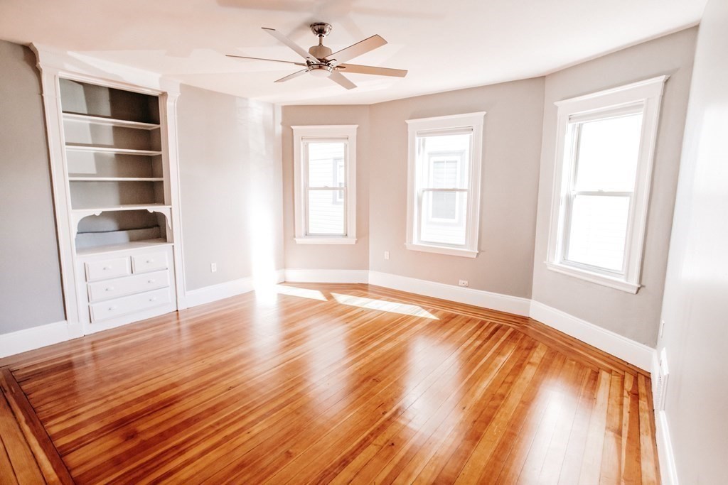 3 bed, 1 bath apartment for rent at 177 Minot Unit 1, Dorchester — photo 8 of 18