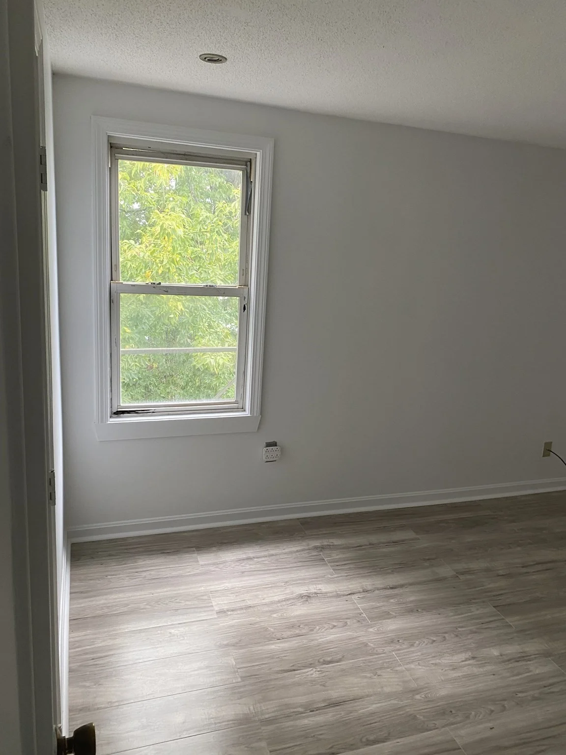 3 bed, 1 bath apartment for rent at 177 Nashua St Unit 6, Fall River — photo 4 of 7
