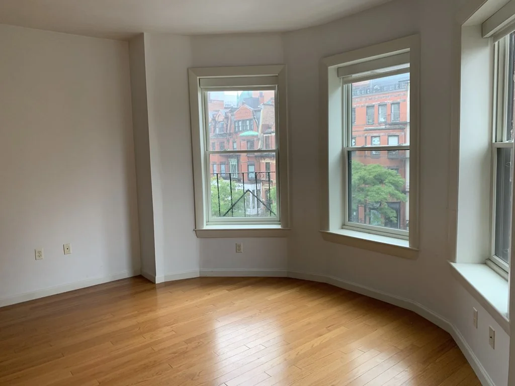 2 bed, 1.5 bath apartment for rent at 177 Newbury St Unit Ph1, Back Bay — photo 4 of 16