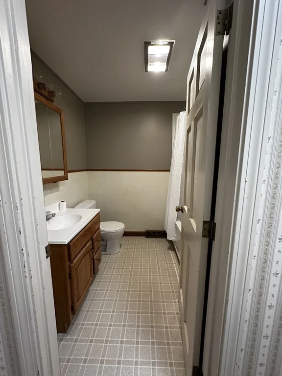 2 bed, 2 bath apartment for rent at 177 Orchard St, Newbury — photo 13 of 21