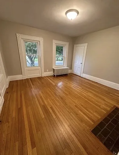 3 bed, 1 bath apartment for rent at 177 Pleasant St Unit 1, Whitman — photo 4 of 13