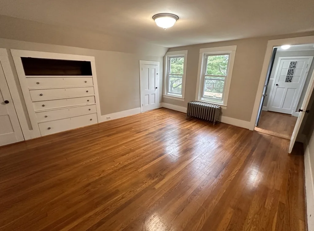 1 bed, 1 bath apartment for rent at 177 Pleasant St Unit 2, Whitman — photo 2 of 8