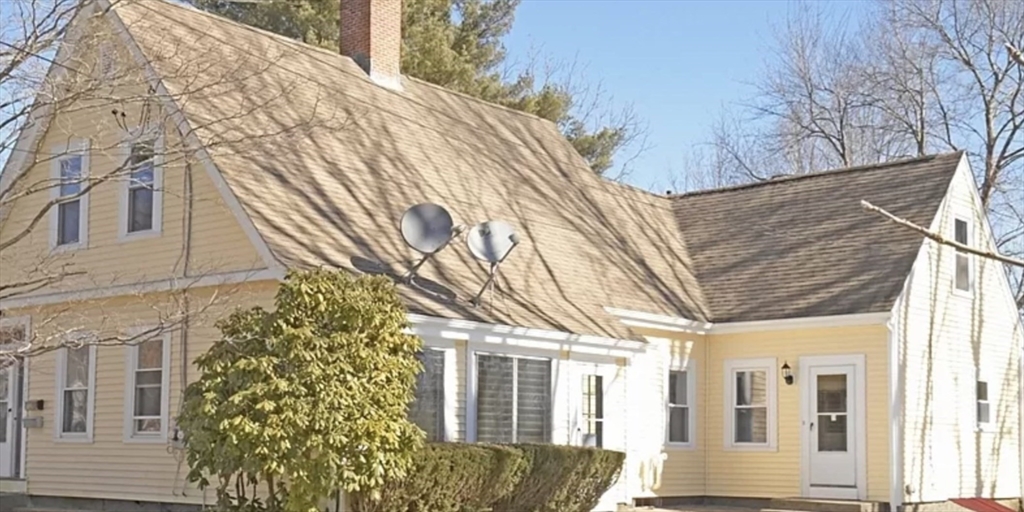 1 bed, 1 bath apartment for rent at 177 Pleasant St Unit 2, Whitman — photo 1 of 8