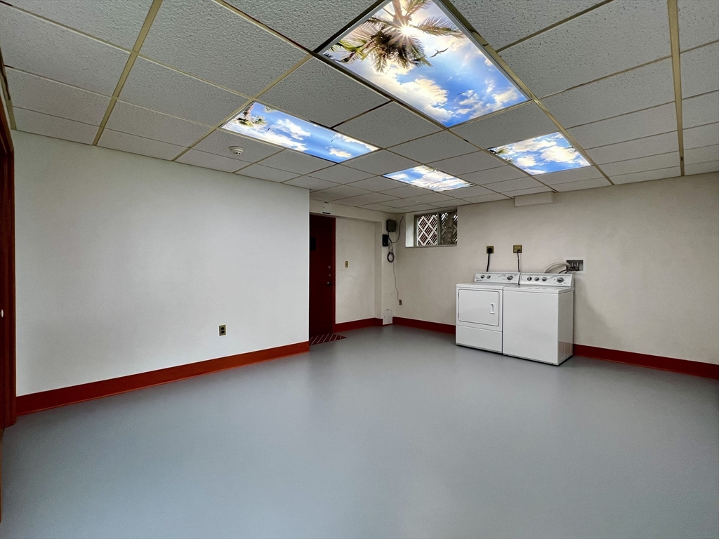 3 bed, 2 bath apartment for rent at 177R Faneuil St Unit N/A, Oak Square — photo 28 of 33