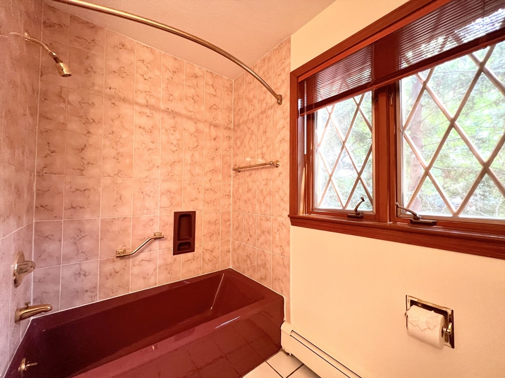 3 bed, 2 bath apartment for rent at 177R Faneuil St Unit N/A, Oak Square — photo 27 of 33