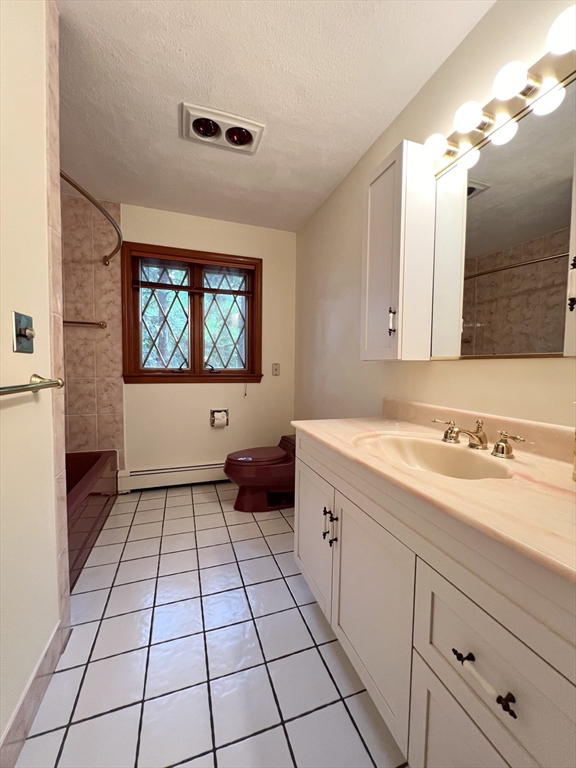 3 bed, 2 bath apartment for rent at 177R Faneuil St Unit N/A, Oak Square — photo 26 of 33