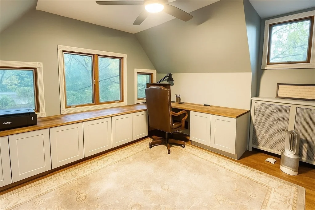6 bed, 4+ bath apartment for rent at 177 Springfield St, Atwater Park — photo 23 of 27