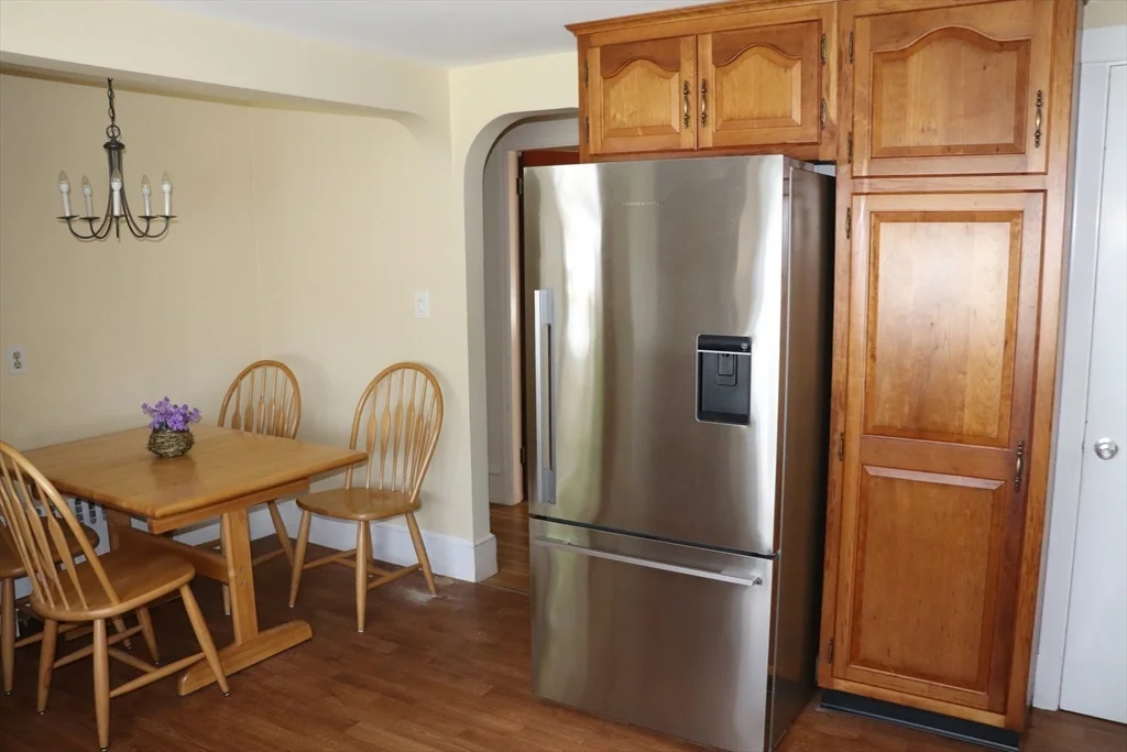 2 bed, 1 bath apartment for rent at 177 Wales St, Abington — photo 6 of 16