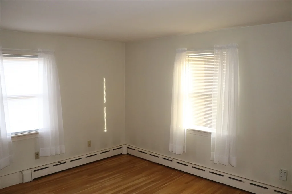 2 bed, 1 bath apartment for rent at 177 Wales St, Abington — photo 10 of 16