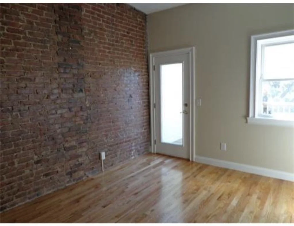 2 bed, 1 bath apartment for rent at 177 West 5th Unit 3, South Boston — photo 5 of 16