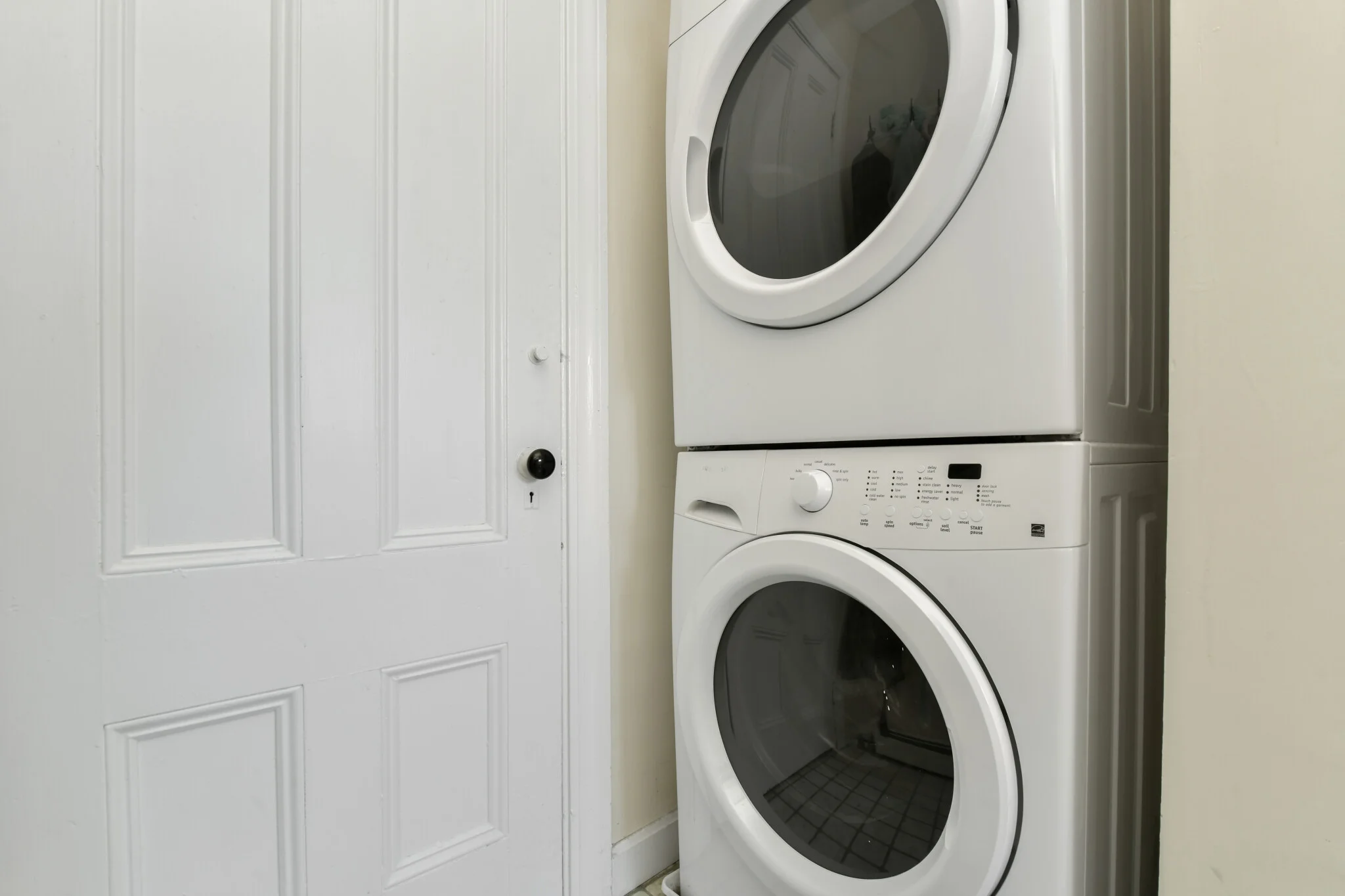 2 bed, 1 bath apartment for rent at 1774 Beacon St Unit 6, Brookline — photo 16 of 21