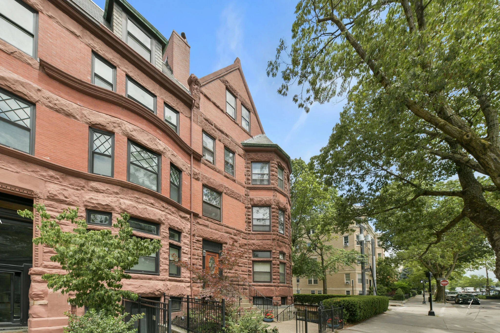 2 bed, 1 bath apartment for rent at 1774 Beacon St Unit 6, Brookline — photo 18 of 21