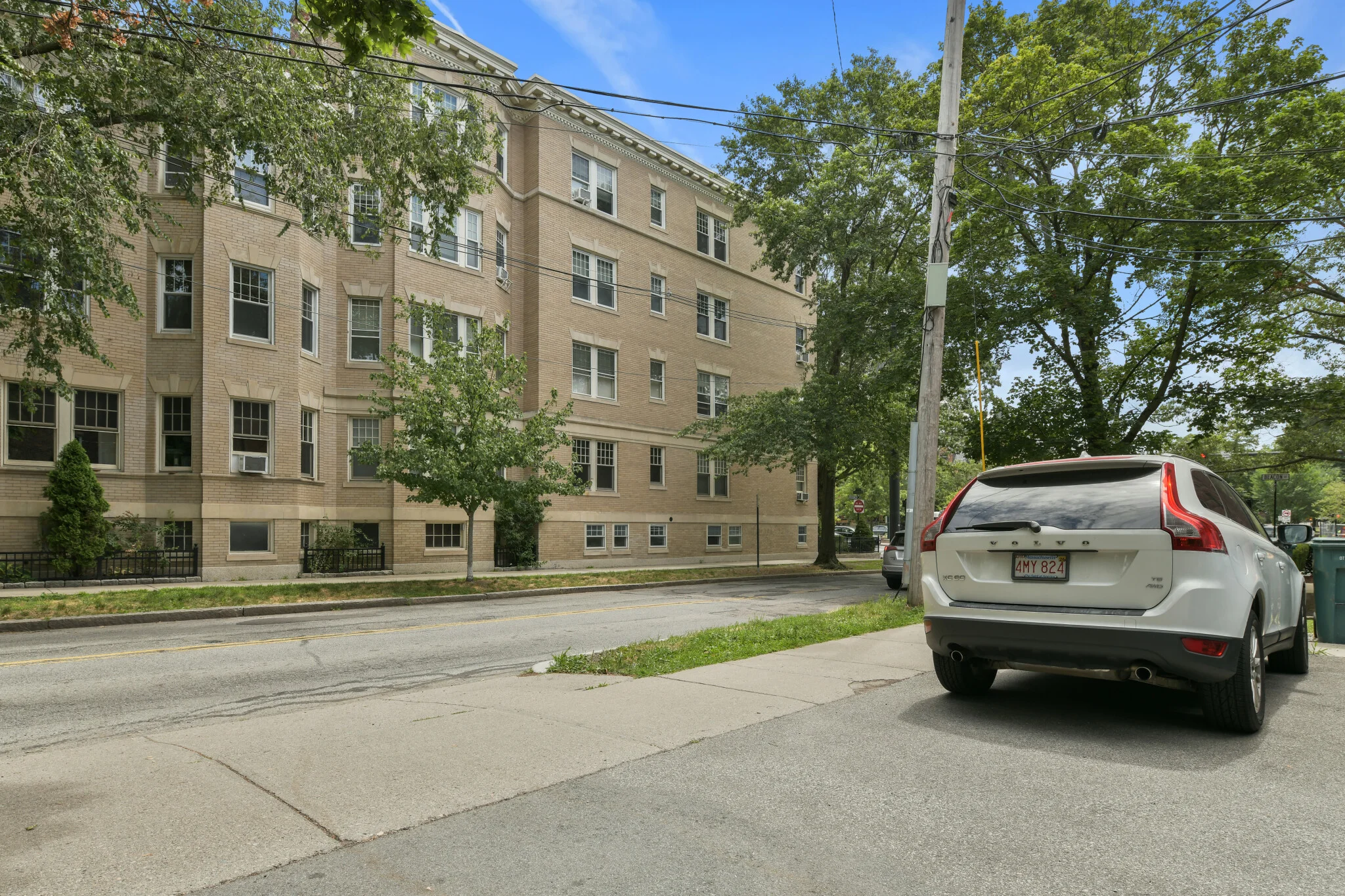 2 bed, 1 bath apartment for rent at 1774 Beacon St Unit 6, Brookline — photo 20 of 21