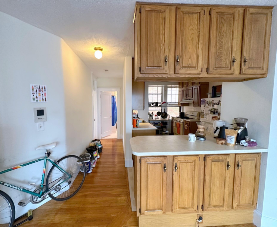 2 bed, 1 bath apartment for rent at 1775 Massachusetts Ave Unit 6A, Baldwin — photo 8 of 15