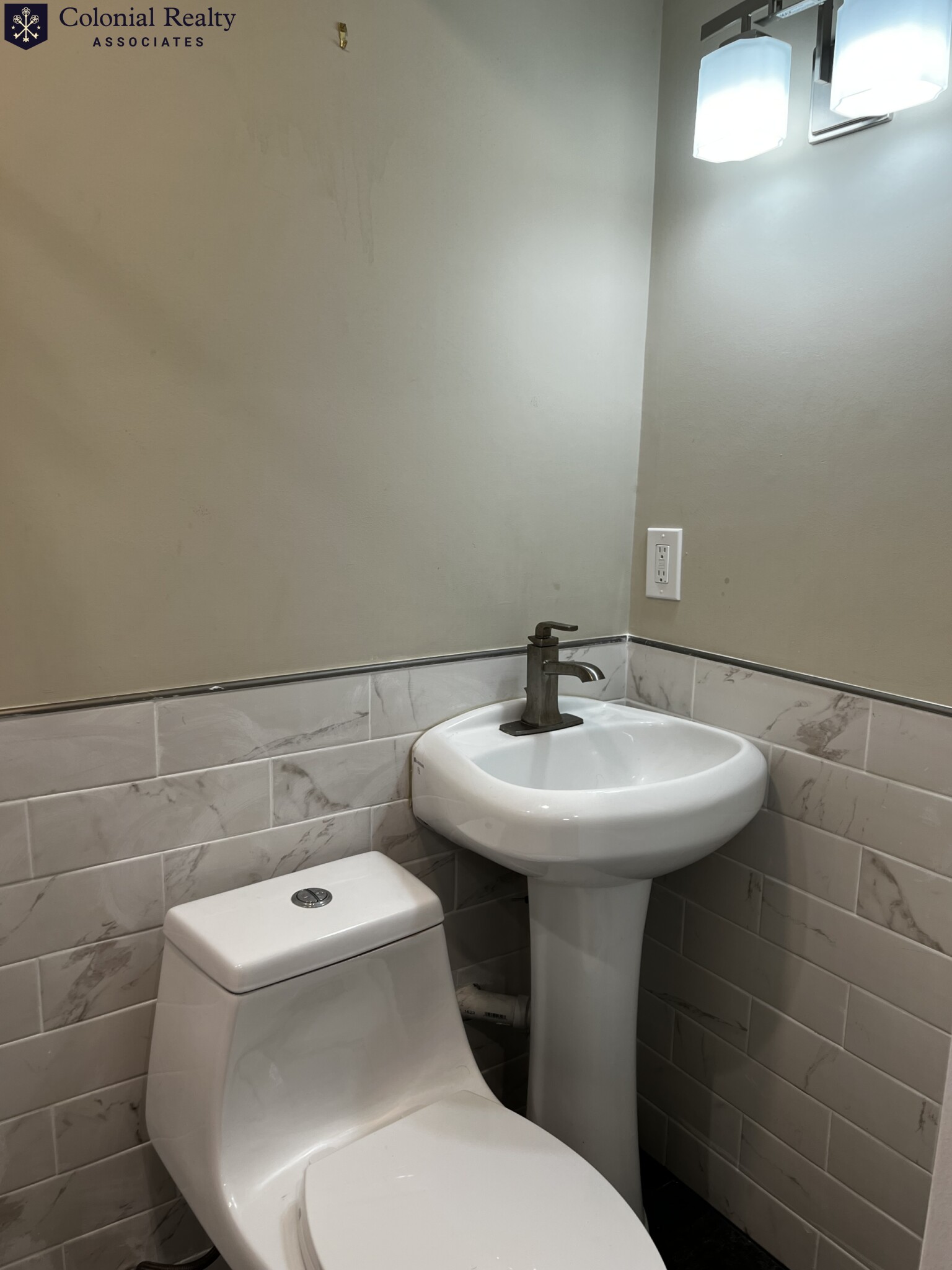 8+ bed, 4+ bath apartment for rent at 1776 Commonwealth Ave Unit 1778-1, Brighton — photo 28 of 39
