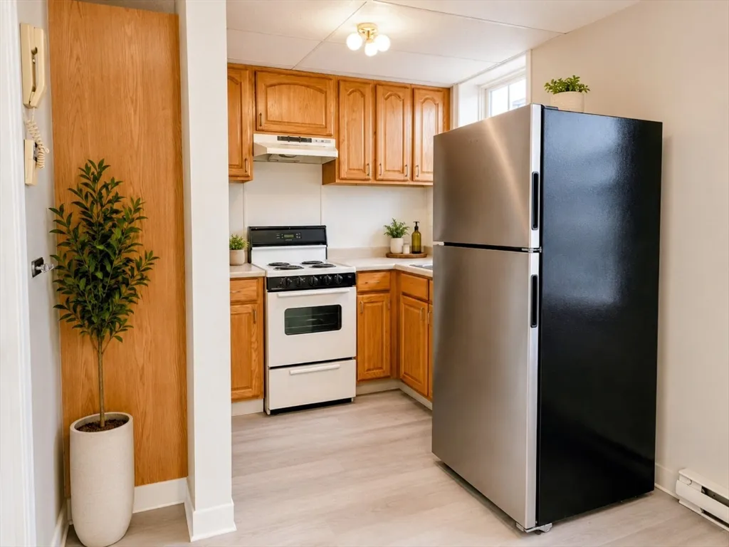 1 bed apartment for rent at 1776 Middlesex St Unit APT C, Highlands — photo 2 of 6