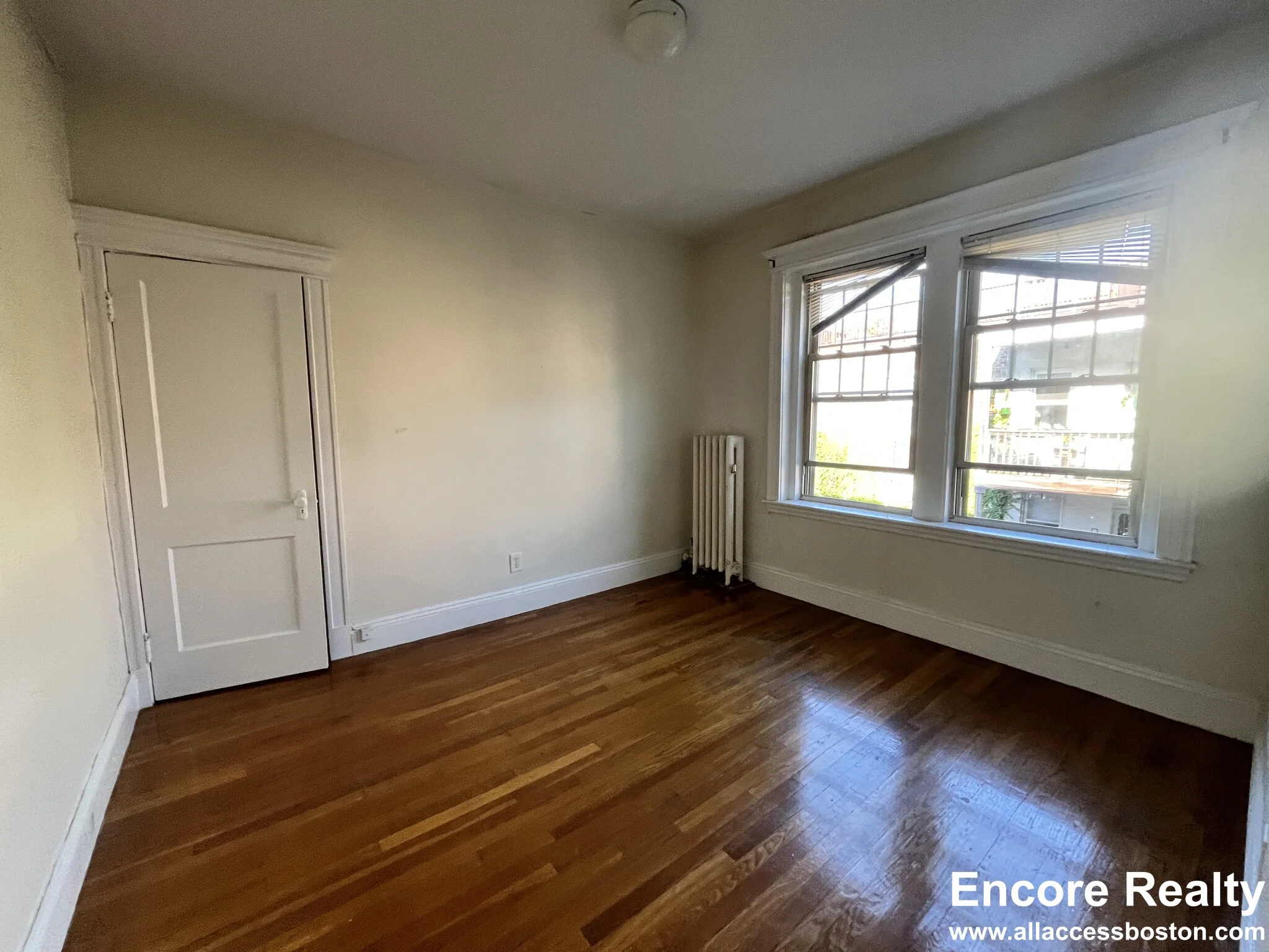 2 bed, 1 bath apartment for rent at 1778 Beacon St Unit 6, Brookline — photo 10 of 13