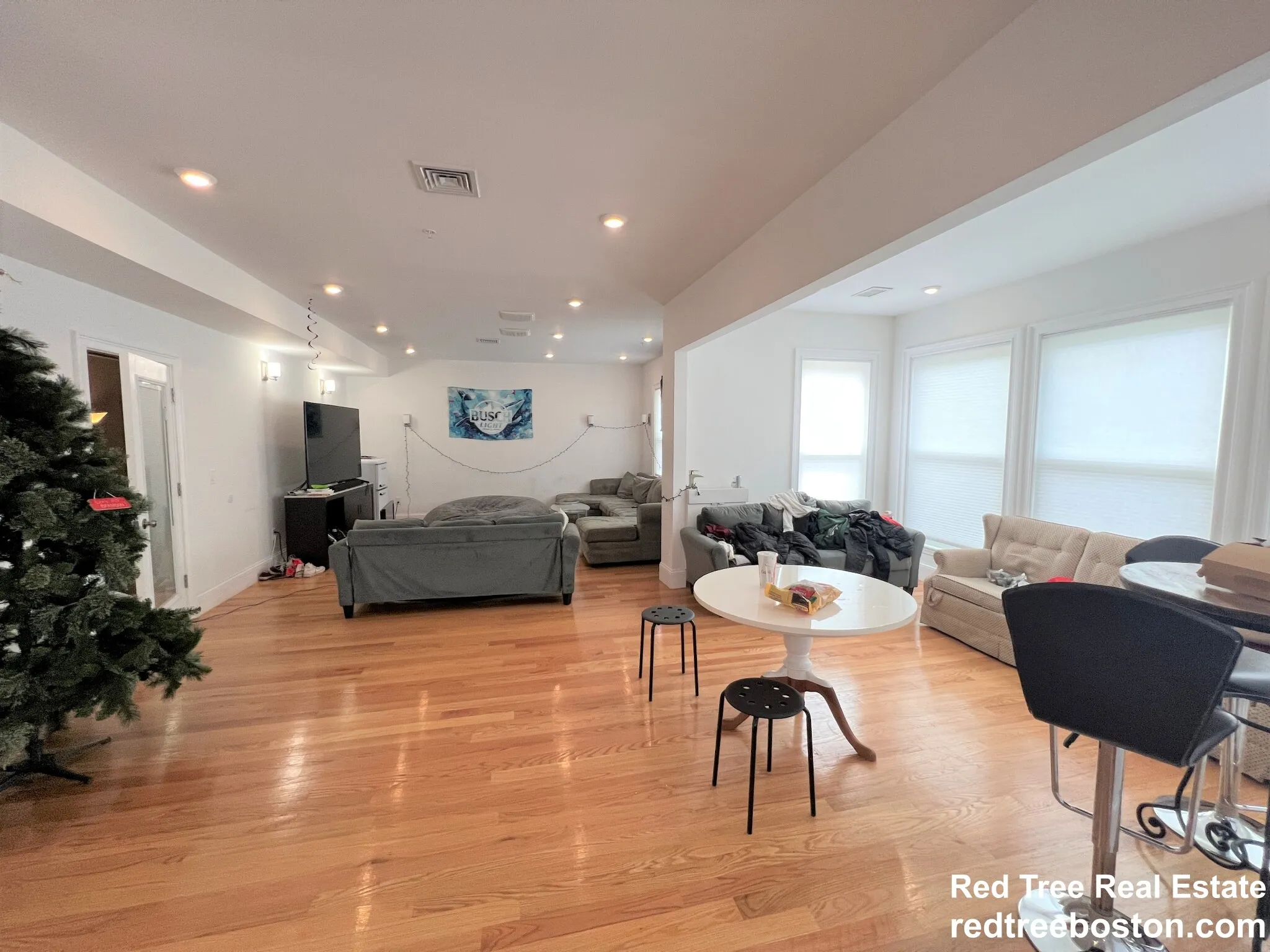 8+ bed, 4+ bath apartment for rent at 1778 Commonwealth Ave Unit 1, Brighton — photo 13 of 16