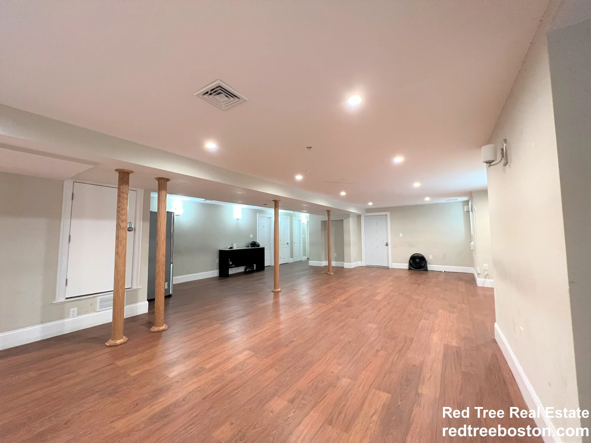 8+ bed, 4+ bath apartment for rent at 1778 Commonwealth Ave Unit 1, Brighton — photo 15 of 16
