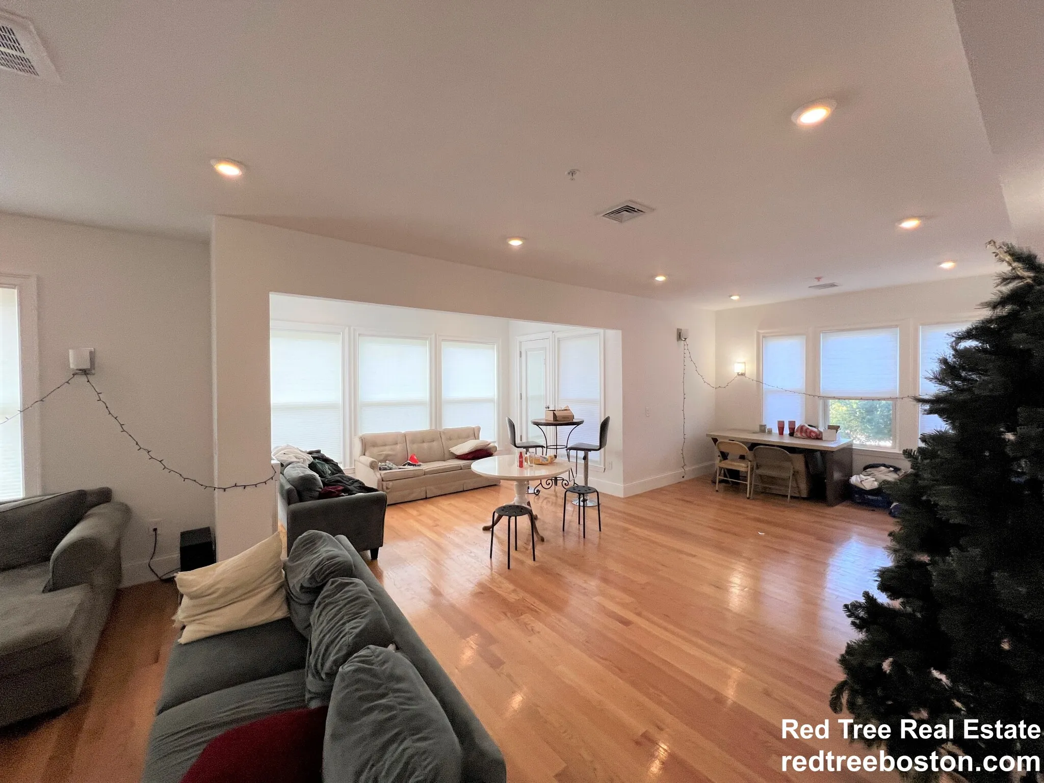 8+ bed, 4+ bath apartment for rent at 1778 Commonwealth Ave Unit 1, Brighton — photo 10 of 16