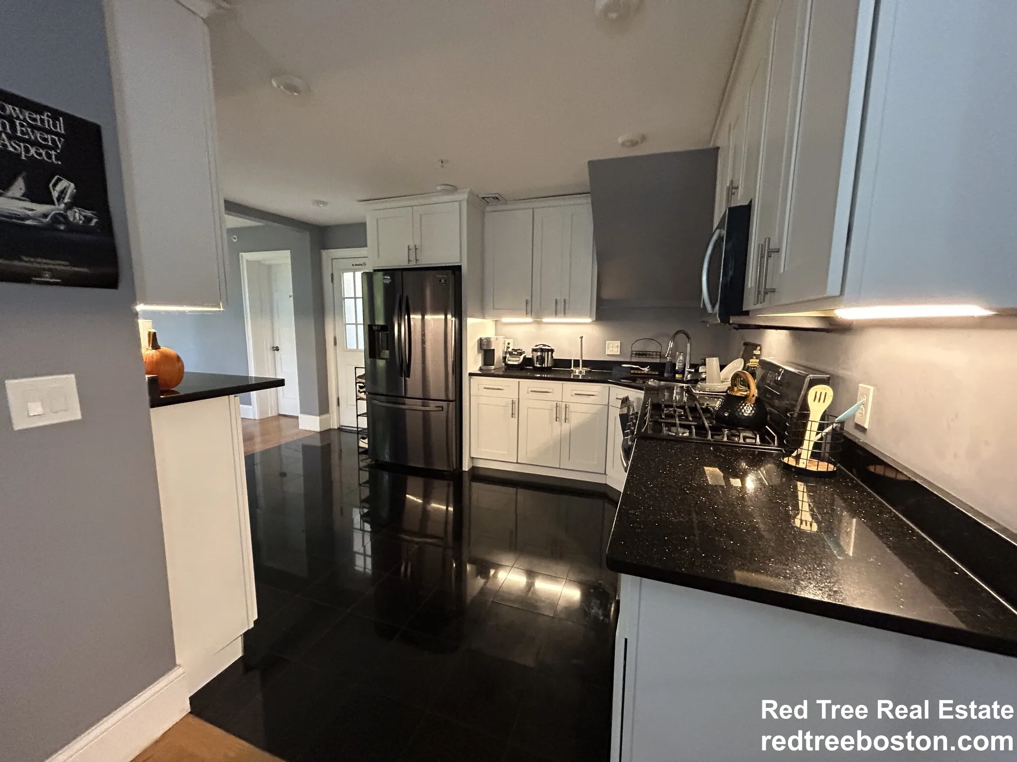 7 bed, 7 bath apartment for rent at 1778 Commonwealth Ave Unit 2, Brighton — photo 1 of 19